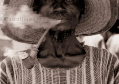 ©Pascalboissiere.com-CollectionPhotographique00001-senegambie-pipe-fumeur